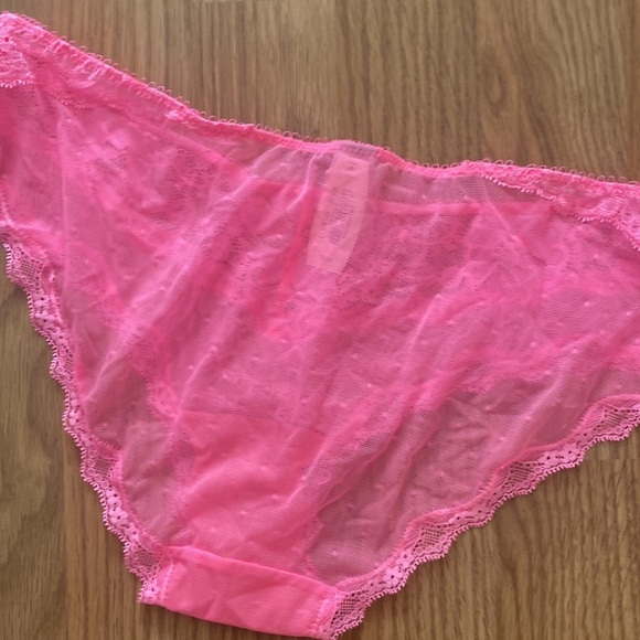 Victoria’s Secret NWT bra set - Picture 10 of 12